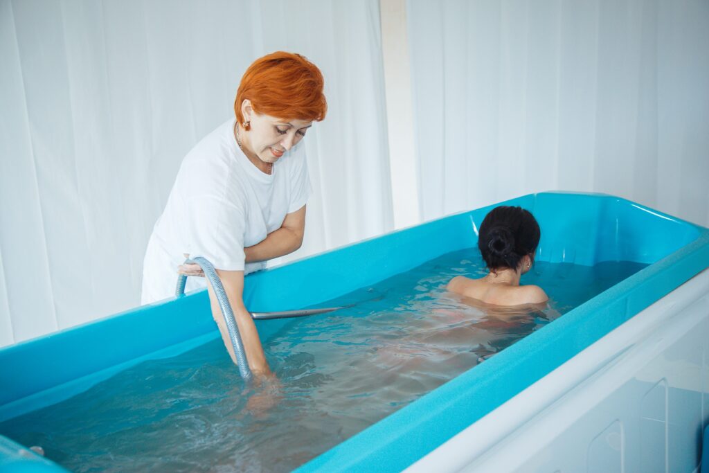 Гідромасаж